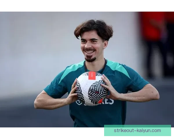 姆巴佩入选FIFA最佳阵容状态回暖，表现备受关注