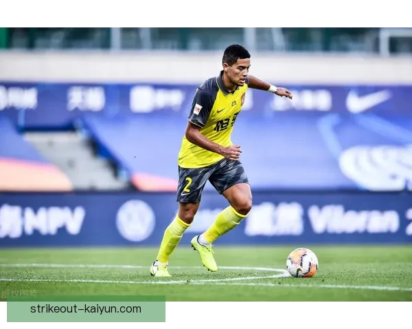 凯泽边路进攻表现稳健，助力球队近期提升竞争力